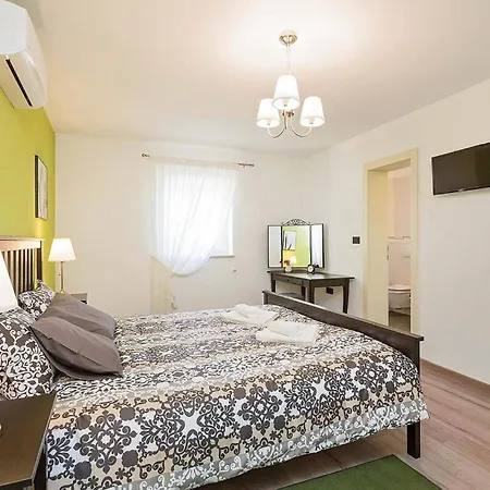 Mathilda Holiday home *